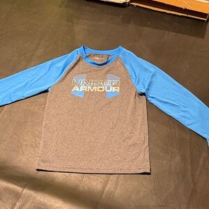 NWOT Under Armour Kids Long Sleeve Shirt in Blue and Gray